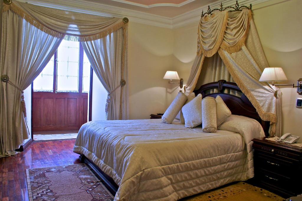 San Marino Royal Hotel Sucre Exterior photo